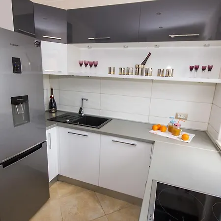 Apartment Charming Apartman Pio Split